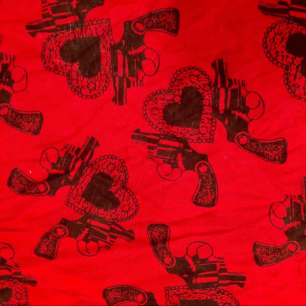 Betsey Johnson vintage guns & hearts scarf